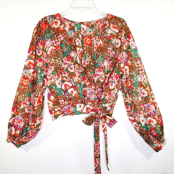 Free People Party Playlist surplice VNeck floral print blouse - Picture 2 of 12